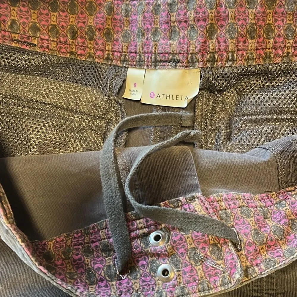 EXCELLENT CONDITION ATHLETA SIZE 8 GRAY BRUSHED CORDUROY SKIRT